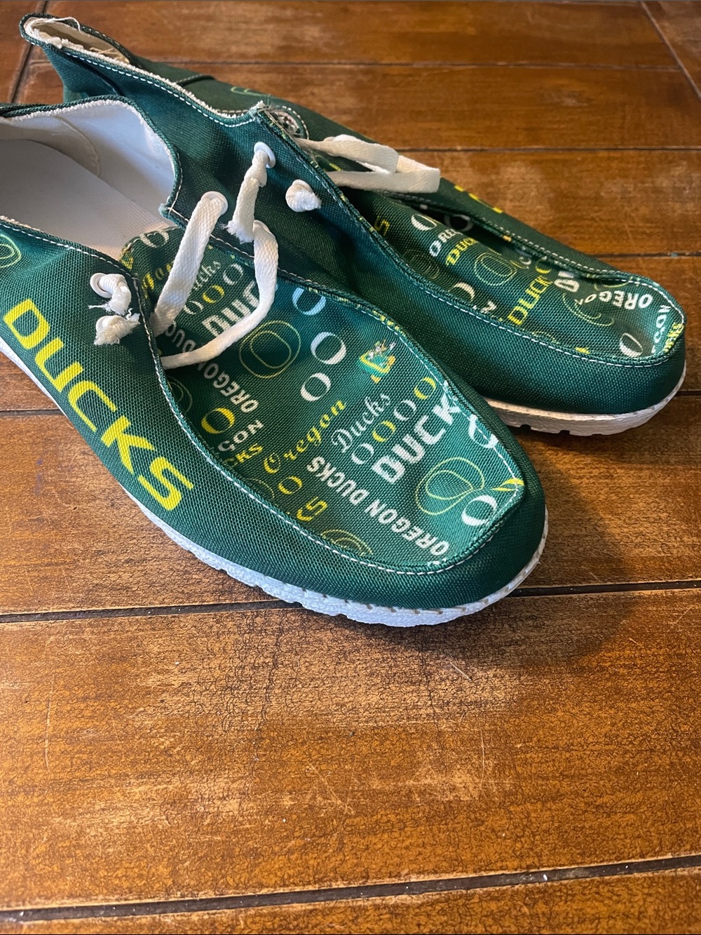 Unbranded Oregon Ducks Green Canvas Slip-On Sneakers